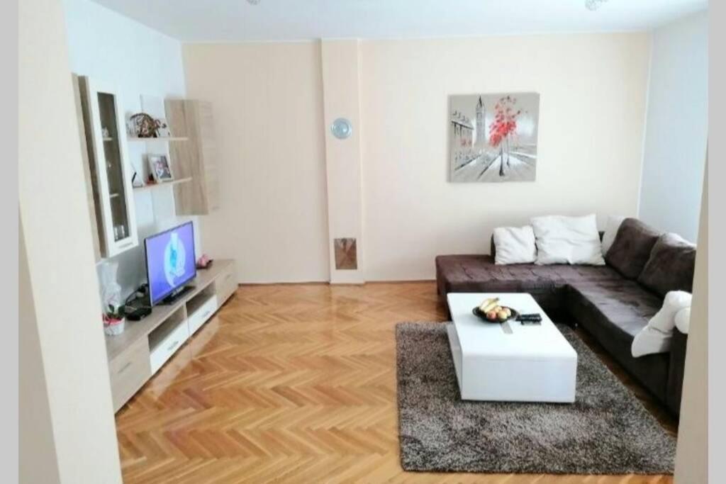 Apartment Zorika Near The Beach Póla Kültér fotó