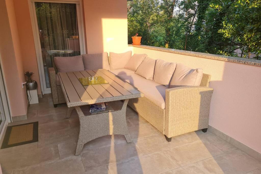 Apartment Zorika Near The Beach Póla Kültér fotó